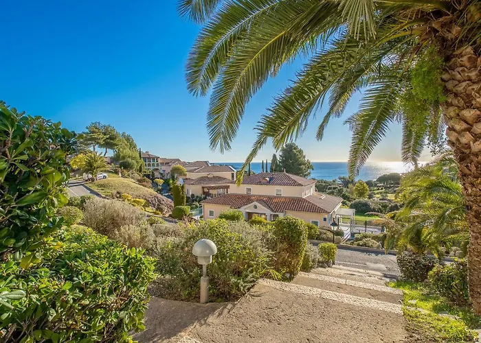 L'esquinade - G4 125 By Interhome Apartmán *