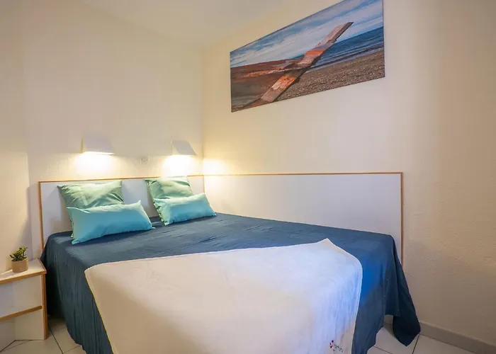 L'esquinade - G4 125 By Interhome Apartmán *