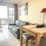 L'esquinade - G4 125 By Interhome *