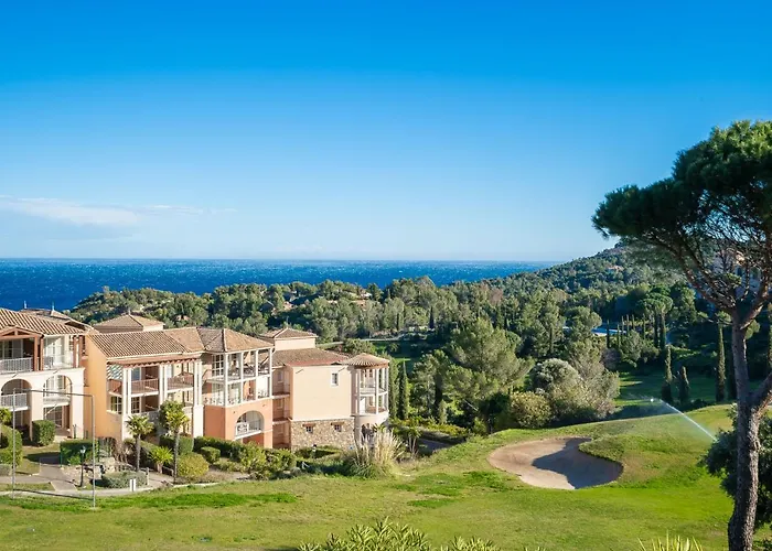 L'esquinade - G4 125 By Interhome