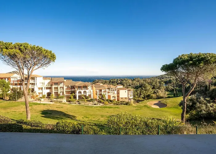 L'esquinade - G4 125 By Interhome *