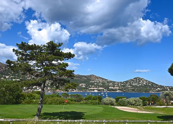 L'esquinade - G4 125 By Interhome Apartamento Saint-Raphaël